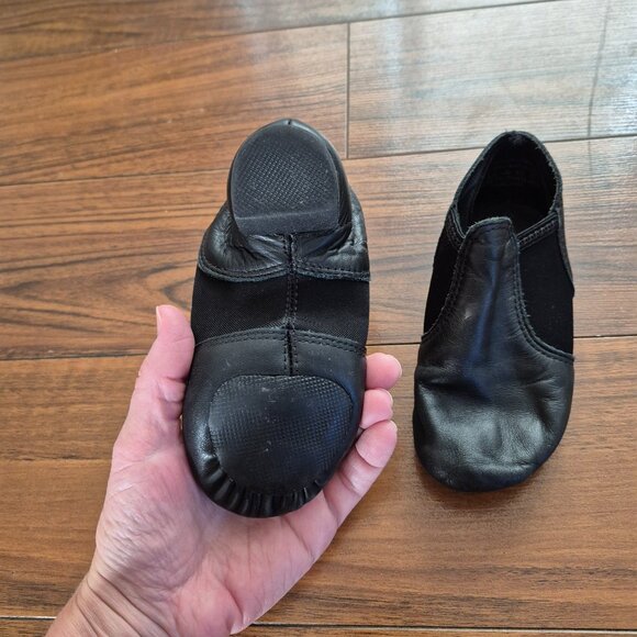 Kids Size 10.5 Capezio Lyrical Dance Shoe - Picture 2 of 4